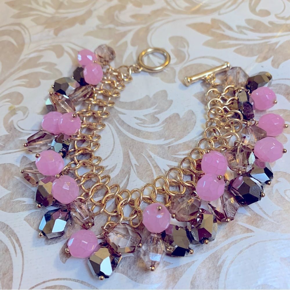 Aurora Borealis & Pink Glass Bracelet on Gold Tone Chain 8” Vintage Gorgeous